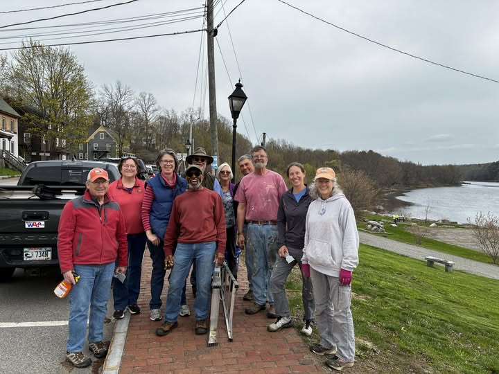 Lamp post crew after cleaning lamp posts on Water Street 5/6/2026